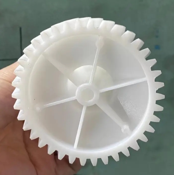 GF10 POM